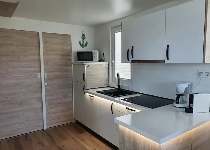 Floating House Sena Ботель