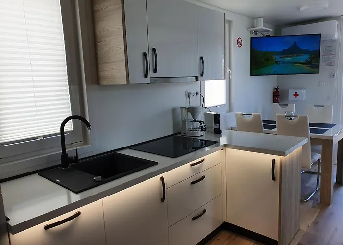 Floating House Sena *